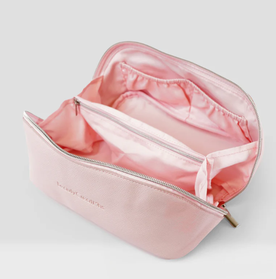 BEAUTY CREATIONS TRAVEL BAG
