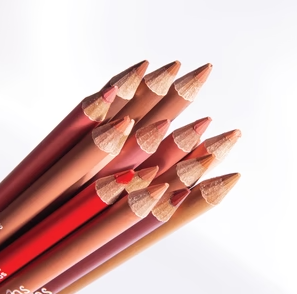 BEAUTY CREATIONS WOOD  LIP PENCIL