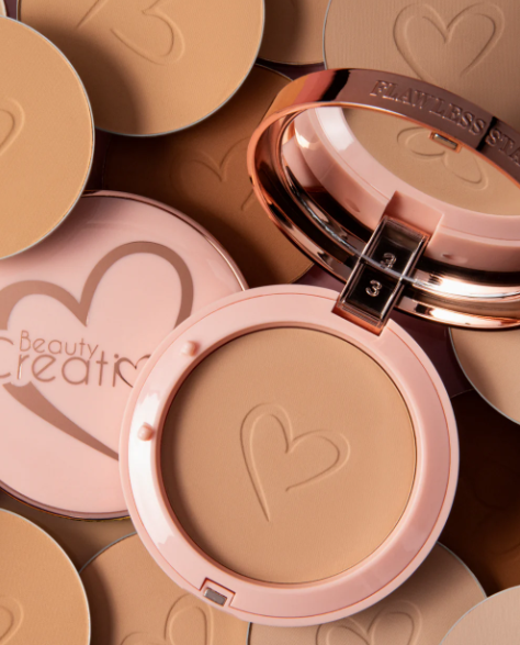 FLAWLESS STAY POWDER FOUNDATION